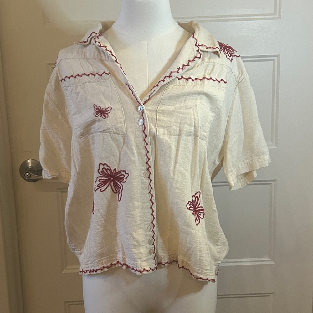 UO Eddie Embroidered Souvenir Button-Down Top sz S